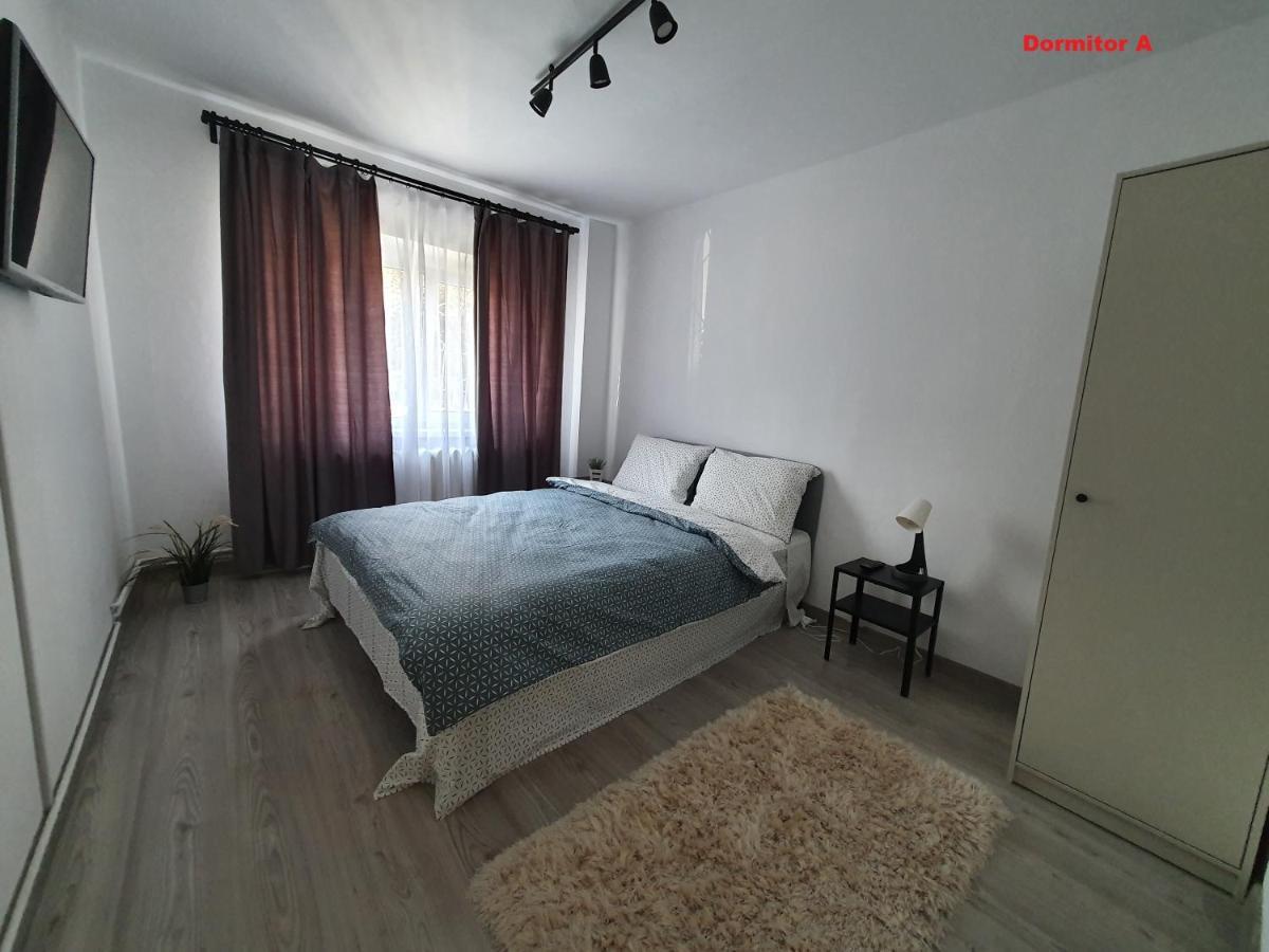 Mia Central Apart, 3 Rooms, 2 Baths, Afi Mall Brasov Exterior photo